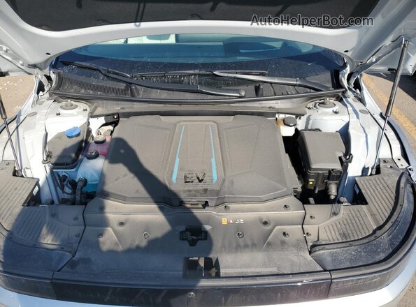 KM8KRDDF7RU292042 2024 HYUNDAI IONIQ Silver Engine compartment view