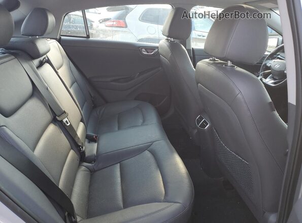 KMHC05LC5NU269090 2022 HYUNDAI IONIQ Silver 