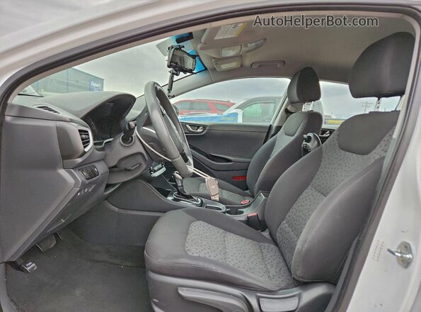 KMHC65LC0HU039766 2017 HYUNDAI IONIQ Белый 