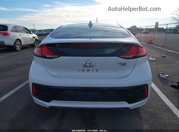 KMHC65LC1JU087220 2018 HYUNDAI IONIQ HYBRID White 