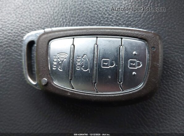 KMHC65LC1KU179204 2019 HYUNDAI IONIQ HYBRID Black Widok deski rozdzielczej