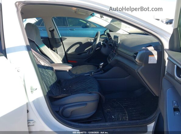 KMHC65LC2NU284967 2022 HYUNDAI IONIQ HYBRID White Սալոնի դիմացի տեսք