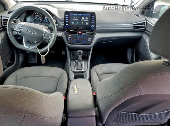KMHC65LC3LU215802 2020 HYUNDAI IONIQ Синий Вид панели приборов