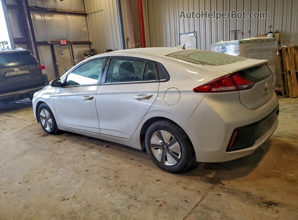 KMHC65LCXJU073039 2018 HYUNDAI IONIQ Silver 