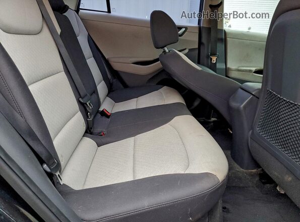 KMHC65LD1JU075111 2018 HYUNDAI IONIQ Black 