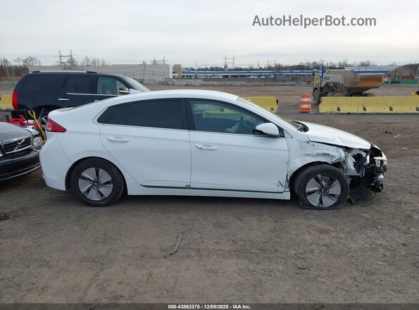 KMHC75LC7LU242403 2020 HYUNDAI IONIQ HYBRID White 