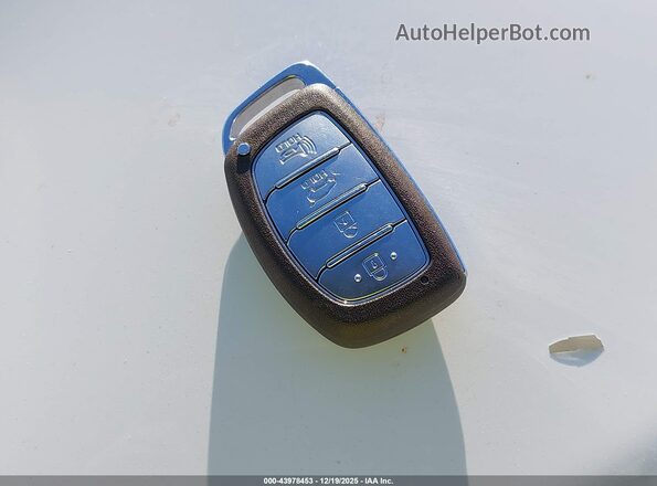 KMHC75LD0KU125625 2019 HYUNDAI IONIQ PLUG-IN HYBRID White Вид панелі приладів