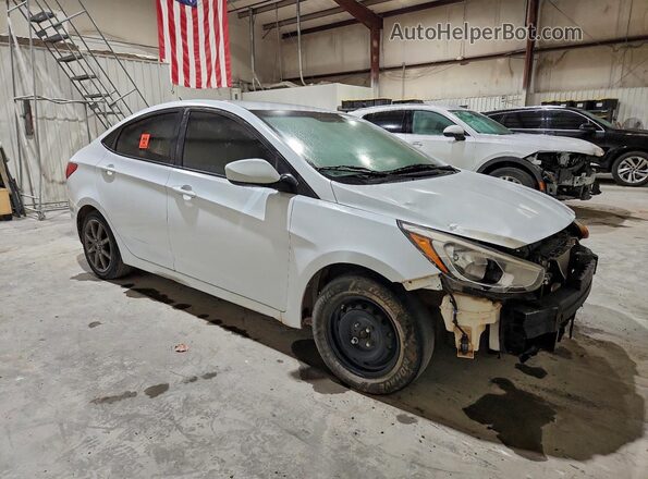 KMHCT4AE8HU274181 2017 HYUNDAI ACCENT Белый Передняя правая четверть