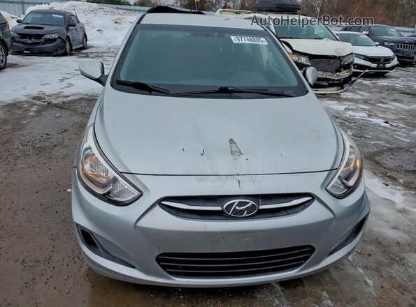 KMHCT5AE6GU242950 2016 HYUNDAI ACCENT Silver Widok z przodu
