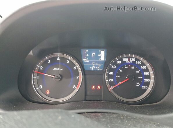 KMHCT5AE6GU242950 2016 HYUNDAI ACCENT Silver Widok zestawu wskaźników