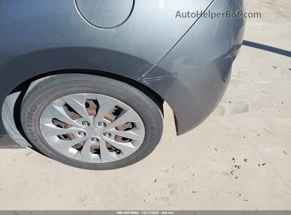 KMHD35LH6HU358680 2017 HYUNDAI ELANTRA GT Gray 