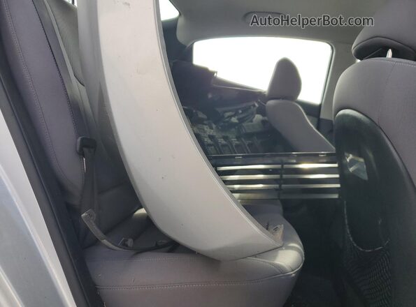 KMHDH4AE0GU512173 2016 HYUNDAI ELANTRA Silver Vista de los asientos traseros