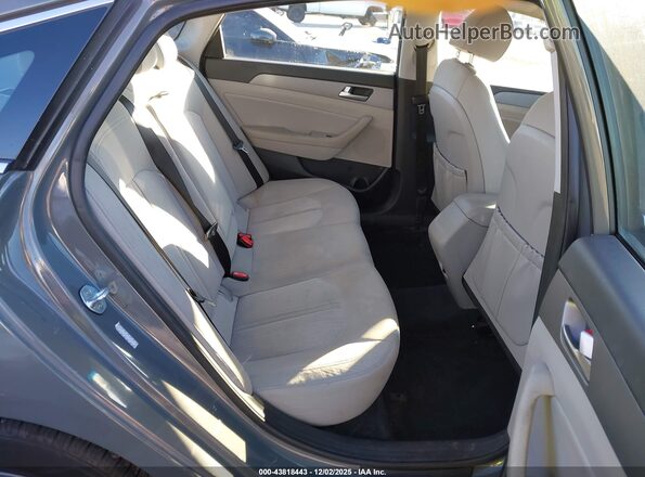 KMHE24L33KA093599 2019 HYUNDAI SONATA HYBRID Gray VIN კოდის სტიკერის ხედი