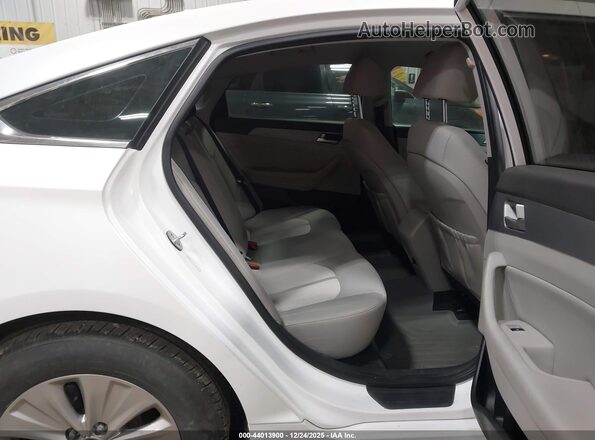 KMHE24L36KA090454 2019 HYUNDAI SONATA HYBRID Белый Вид наклейки с VIN-кодом
