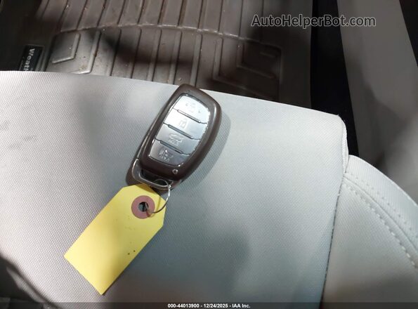KMHE24L36KA090454 2019 HYUNDAI SONATA HYBRID Белый Вид панели приборов