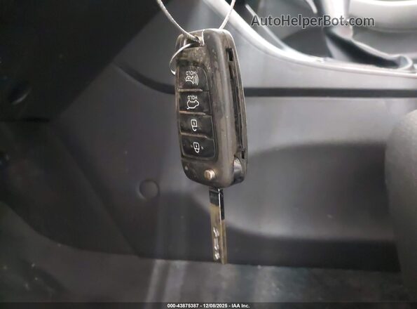 KMHH35LE3KU090945 2019 HYUNDAI ELANTRA GT White Dashboard view