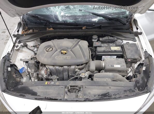 KMHH35LE3KU090945 2019 HYUNDAI ELANTRA GT White Rear view