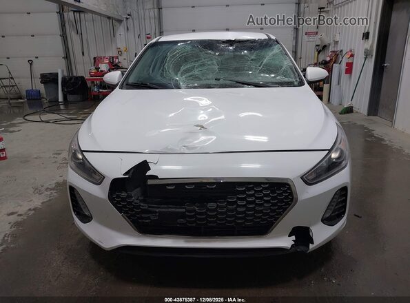 KMHH35LE3KU090945 2019 HYUNDAI ELANTRA GT White Rear interior view