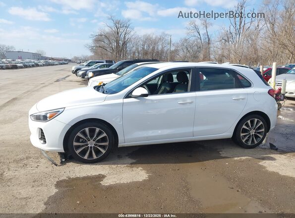 KMHH35LE8KU091783 2019 HYUNDAI ELANTRA GT White Սալոնի 360 աստիճան տեսք