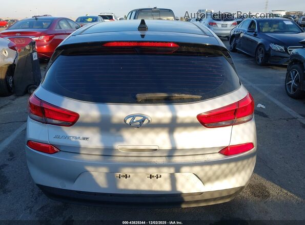 KMHH35LE9JU008764 2018 HYUNDAI ELANTRA GT Серебряный 