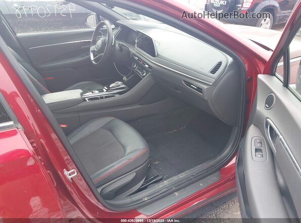 KMHL44J29PA275181 2023 HYUNDAI SONATA Red წინა სალონის ხედი
