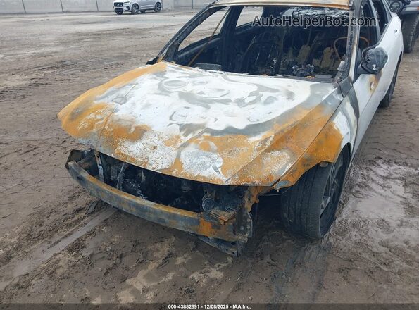 KMHLM4DG7SU960052 2025 HYUNDAI ELANTRA White Widok zestawu wskaźników