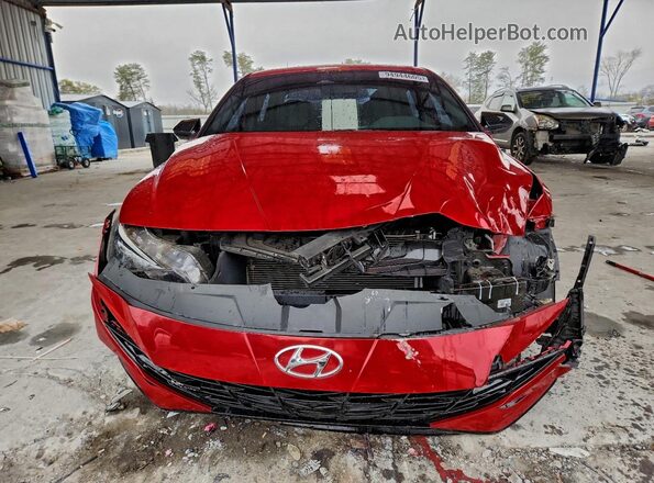 KMHLR4AF2NU327007 2022 HYUNDAI ELANTRA Burgundy Front view