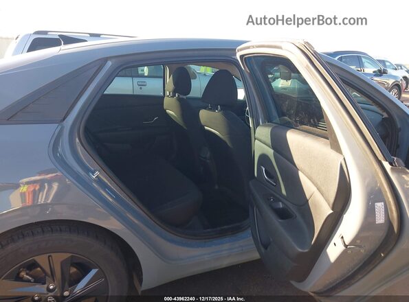 KMHLS4AG1NU323219 2022 HYUNDAI ELANTRA Gray VIN կոդի պիտակի տեսք