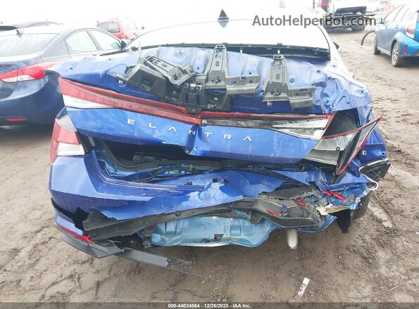 KMHLS4AG3PU617904 2023 HYUNDAI ELANTRA Blue Widok z przodu