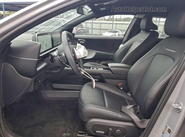 KMHM34AA3PA033775 2023 HYUNDAI IONIQ Silver წინა სალონის ხედი