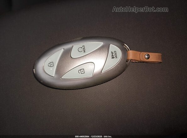 KMHM34AA3SA083147 2025 HYUNDAI IONIQ 6 Red Widok deski rozdzielczej