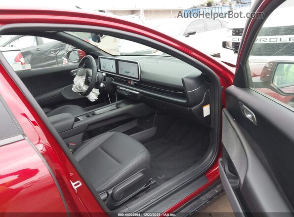 KMHM34AA3SA083147 2025 HYUNDAI IONIQ 6 Red Widok wnętrza z przodu