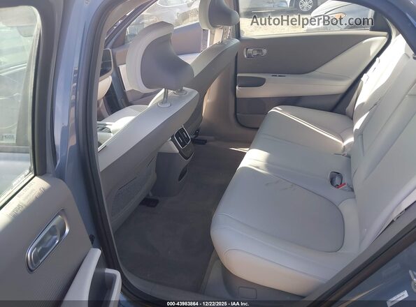 KMHM34AA8SA091969 2025 HYUNDAI IONIQ 6 Gray VIN կոդի պիտակի տեսք