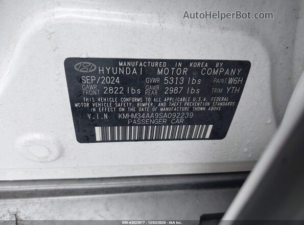 KMHM34AA9SA092239 2025 HYUNDAI IONIQ 6 White Engine compartment view