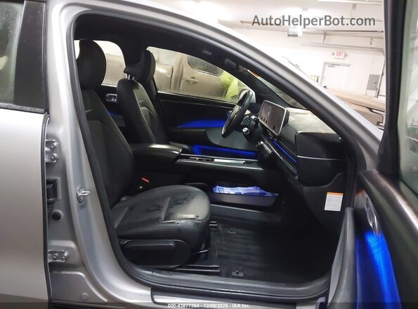 KMHM34AC0RA064356 2024 HYUNDAI IONIQ 6 Silver Սալոնի դիմացի տեսք