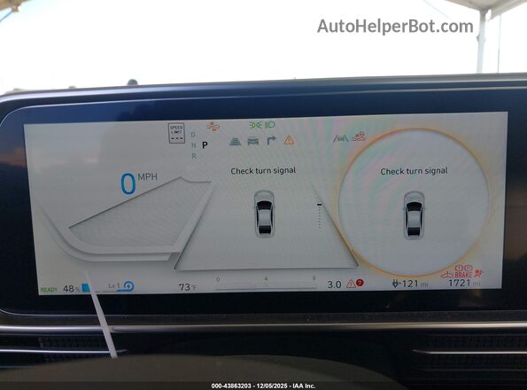 KMHM34AC0SA083009 2025 HYUNDAI IONIQ 6 Silver Widok tylnych siedzeń