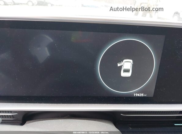 KMHM34AC1PA022596 2023 HYUNDAI IONIQ 6 Blue Widok tylnych siedzeń