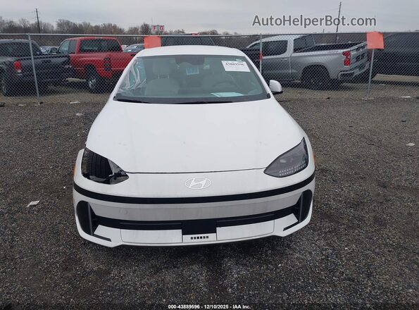 KMHM34AC4PA020437 2023 HYUNDAI IONIQ 6 Белый Вид задней части салона