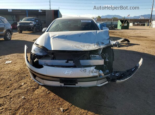 KMHM34AC7PA043159 2023 HYUNDAI IONIQ Silver Front view