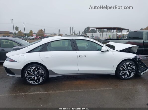 KMHM54AA2RA061175 2024 HYUNDAI IONIQ 6 White Widok wnętrza 360 stopni