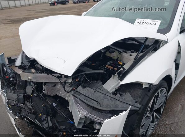 KMHM54AA2RA061175 2024 HYUNDAI IONIQ 6 White 