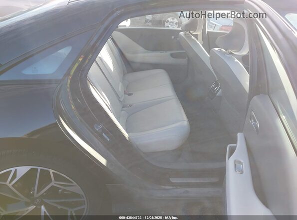 KMHM54AC0RA058485 2024 HYUNDAI IONIQ 6 Black VIN կոդի պիտակի տեսք