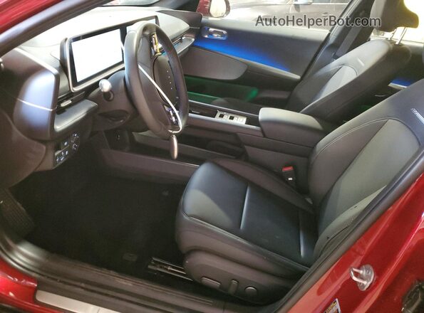 KMHM54AC0SA086678 2025 HYUNDAI IONIQ Бордовый Вид салона спереди