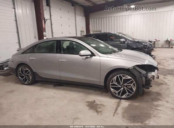 KMHM54AC8RA054877 2024 HYUNDAI IONIQ 6 Silver Սալոնի 360 աստիճան տեսք
