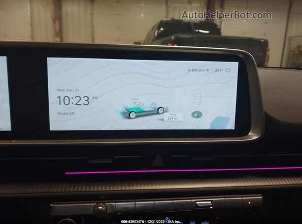 KMHM54AC8RA054877 2024 HYUNDAI IONIQ 6 Silver 