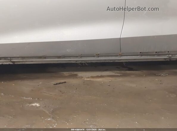 KMHM54AC8RA054877 2024 HYUNDAI IONIQ 6 Silver Սարքավորումների վահանակի տեսք