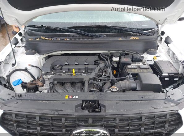KMHRB8A32MU098385 2021 HYUNDAI VENUE White Widok z tyłu