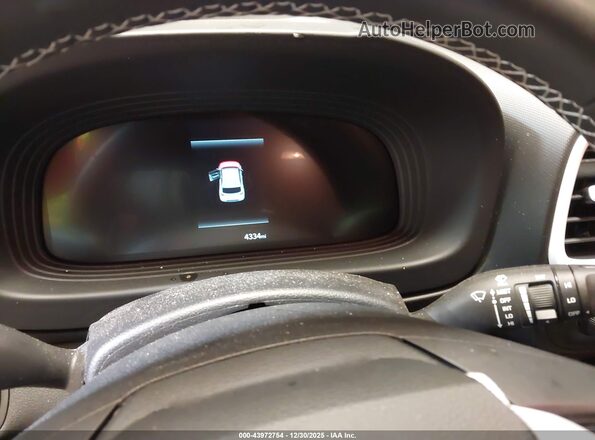 KMHRC8A31RU305028 2024 HYUNDAI VENUE Gray Rear seats view