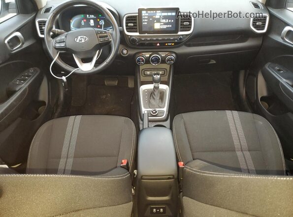 KMHRC8A32RU328589 2024 HYUNDAI VENUE White Widok deski rozdzielczej