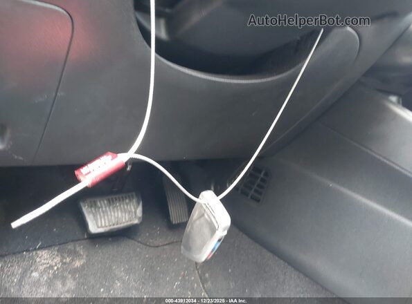 KMHRC8A33RU305127 2024 HYUNDAI VENUE Black Առջևի վահանակի տեսք